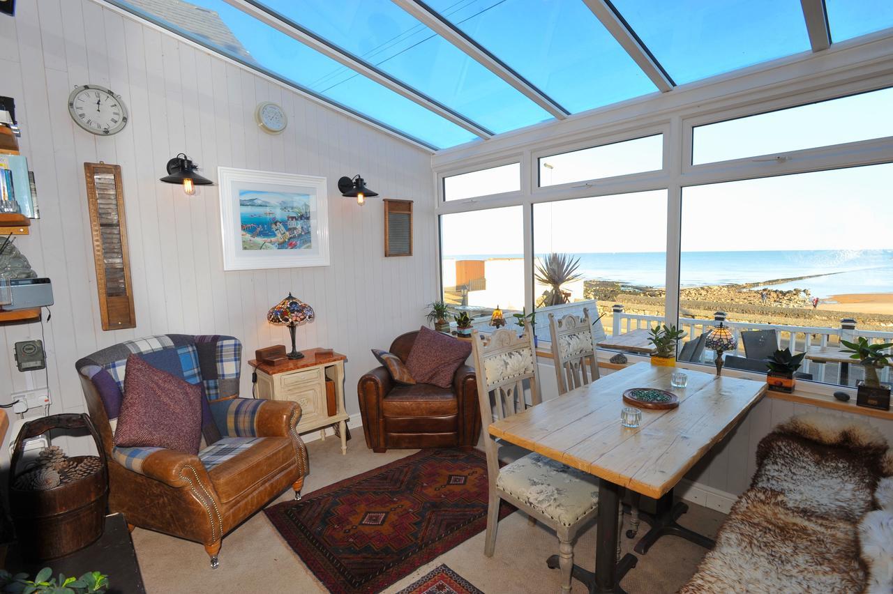 Sea View Guest House Benllech Eksteriør billede